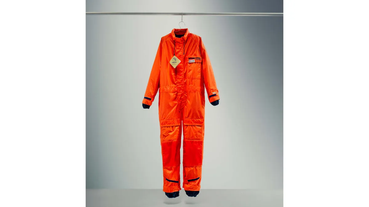 复刻版橙色 GORE-TEX 海事用途套装